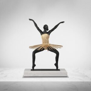 En Pointe Elegance